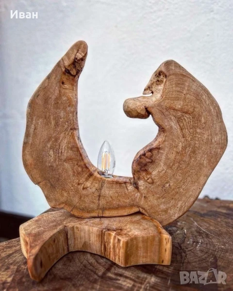 Ръчно изработена нощна лампа от Орех, снимка 1