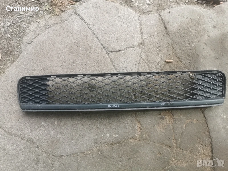 Решетка Тойота Аурис 2010 фейс, снимка 1