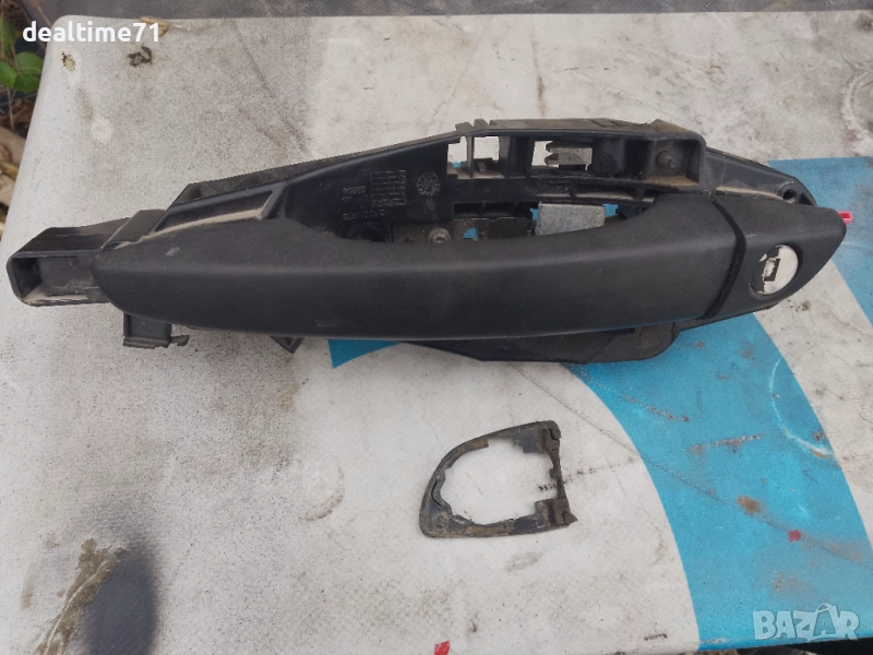 Дръжка задна лява багажна врата Peugeot Partner 2018г., снимка 1