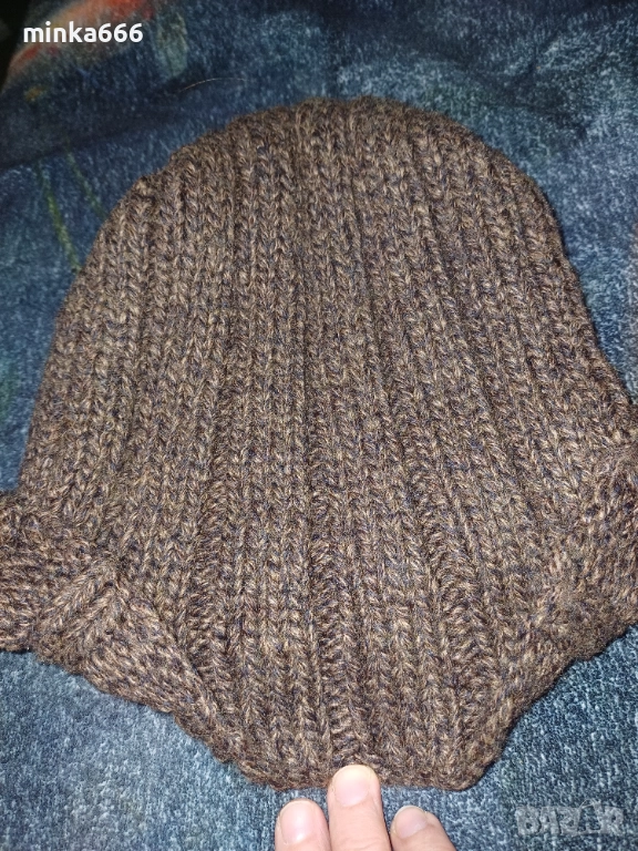 Топла ръчно плетена мъжка шапка, снимка 1