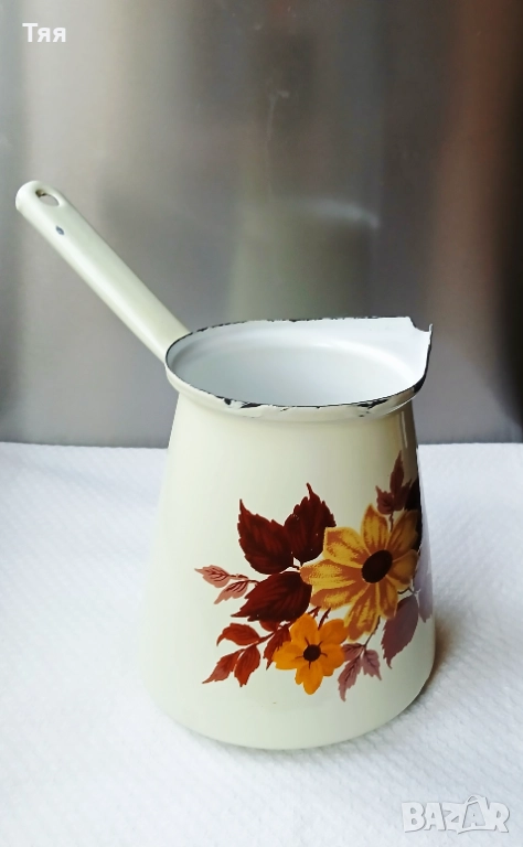 Голямо емайлирано джезве , снимка 1