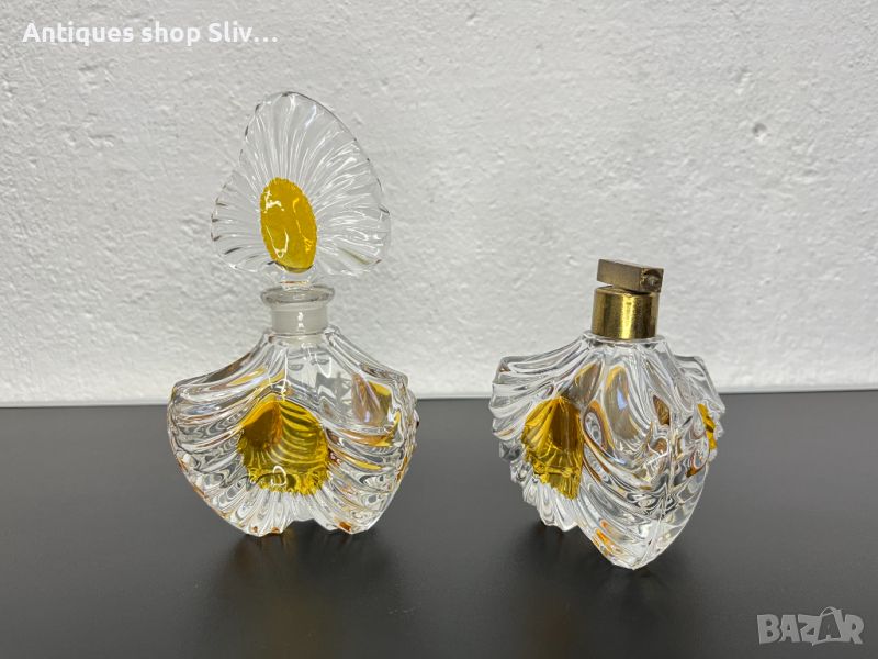 Стъклени шишенца за парфюм. №5309 Стъклени шишенца за парфюм. Състояние видно от снимките, налична д, снимка 1