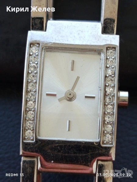 Красив дамски часовник AVON перфектен стилен дизайн 41236, снимка 1