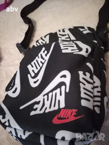 Оригинални чанти на Найк Nike, снимка 4 - Чанти - 52261610