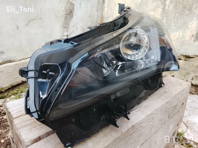 Ляв фар за  Lexus NX 300 , снимка 2 - Части - 53740119