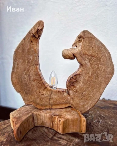 Ръчно изработена нощна лампа от Орех