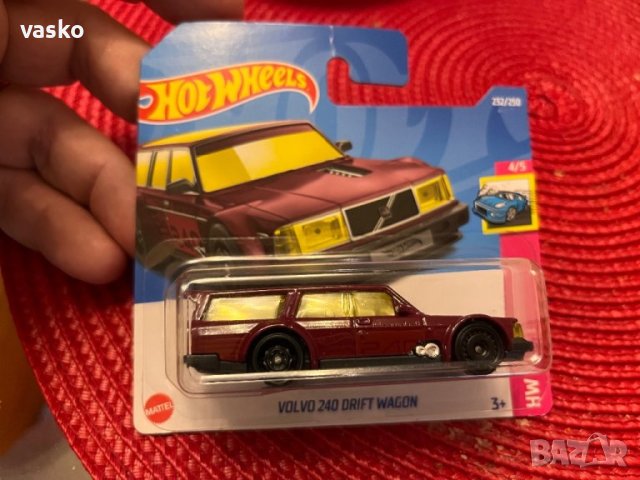 Hotwheels-Volvo Drift Vagon, снимка 1 - Колекции - 41679709