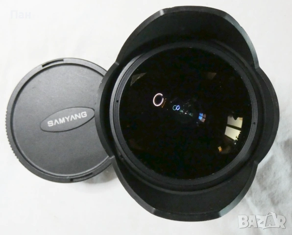 Обектив Samyang FISH-EYE 8mm F3.5 UMC за Canon EOS, снимка 2 - Обективи и филтри - 54267209