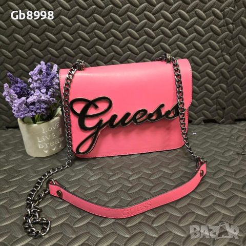 Чанта Guess, снимка 1 - Чанти - 46062778