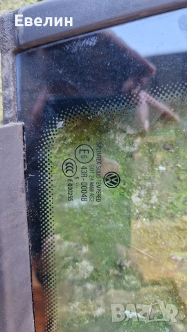 малки странични стъкла от VW Touran 2006г, снимка 2 - Части - 54097216