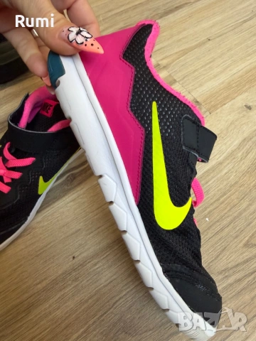 Оригинални маратонки NIKE FLEX EXPERIENCE 4 ! 35 н, снимка 6 - Маратонки - 24980084