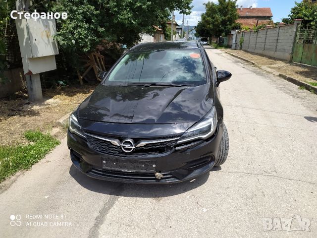 Opel Astra 1.2, снимка 1 - Автомобили и джипове - 46135776