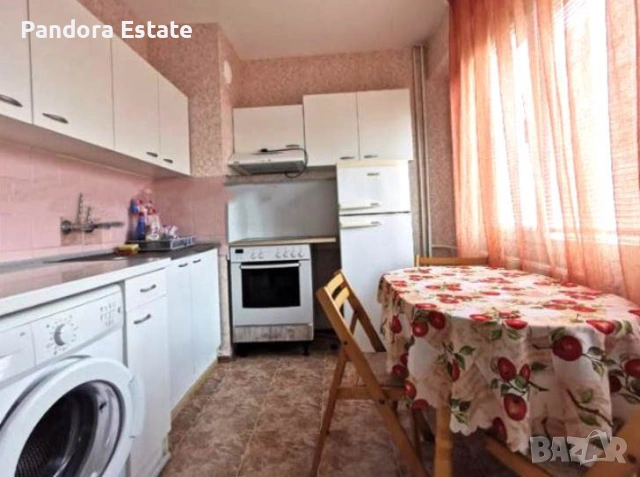 Продава едностаен апартамент в кв. Красна поляна 2