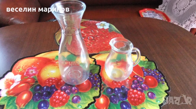 Продавам ваза за цветя и две стойки за вино с две кани, снимка 7 - Вази - 38618210