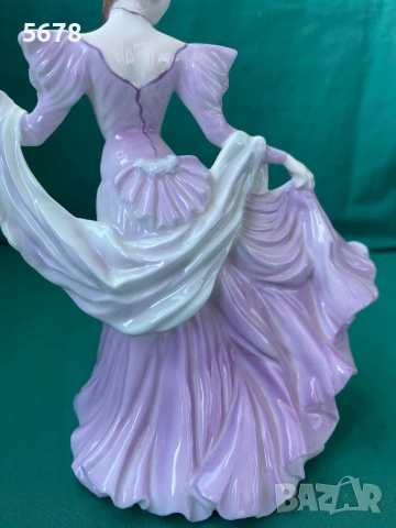 Порцеланова статуетка ,,Coalport”, снимка 6 - Статуетки - 53814785