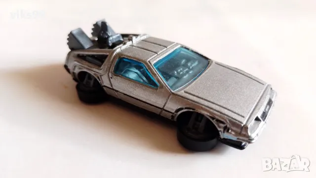 Hot Wheels DeLorean DMC 12 From Back To The Future, снимка 6 - Колекции - 47225854