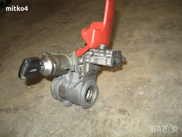 конзола с контактен ключ за форд фиеста,ка