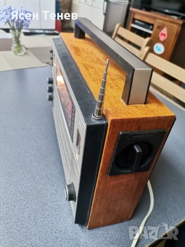 Selena B 215 - 88-108 Mhz, снимка 2 - Радиокасетофони, транзистори - 53309442