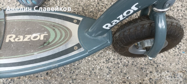 Електрическа тротинетка RAZOR, снимка 7 - Скутери и тротинетки - 54166859