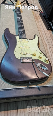 Vintage V6 Thomas Blug Strat електрическа китара, снимка 4 - Китари - 53780708