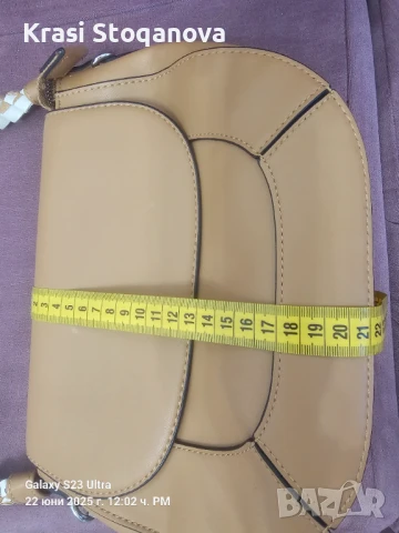 Дамска Чантичка CARPISA Made in Italy , снимка 10 - Чанти - 50715567