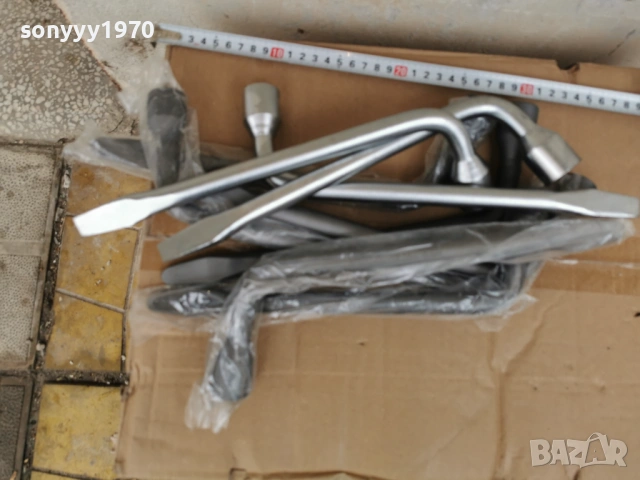 17ММ-19ММ-21ММ-КЛЮЧ ЗА ГУМИ 0502261851