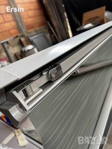 Тента Thule Omnistor 2.60 метрова (Оригинална за VW T5/T6), снимка 11 - Палатки - 52337555