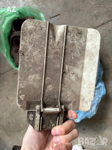 Капачка капак резервоар Ивеко Дейли 1989 1999, снимка 2 - Части - 53444281