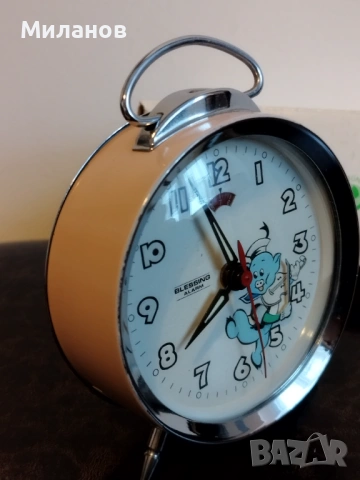 Стар анимиран будилник, настолен часовник, снимка 7 - Антикварни и старинни предмети - 53921694