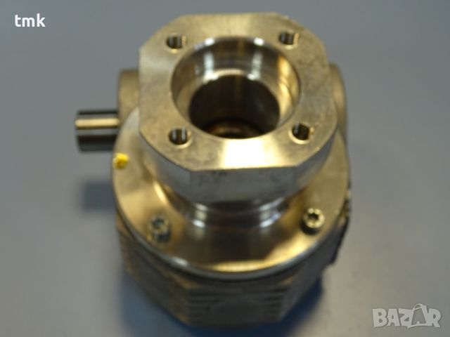 Червячен редуктор GHIRRI MOTORIDUTTORI MRV05 F1 worm gear reducer 1:10, снимка 6 - Резервни части за машини - 45727206