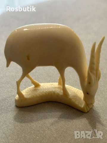 Фигура от слонова кост 