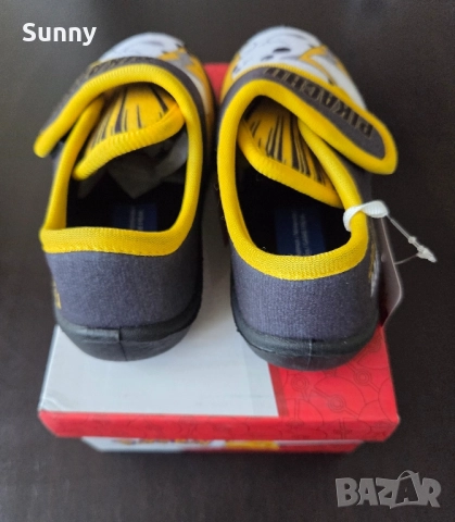 Детски пантофи Покемон Пикачу, снимка 3 - Детски пантофи - 51900661
