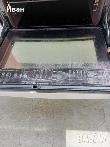 Печка с керамични котлони , снимка 4 - Печки, фурни - 54145406