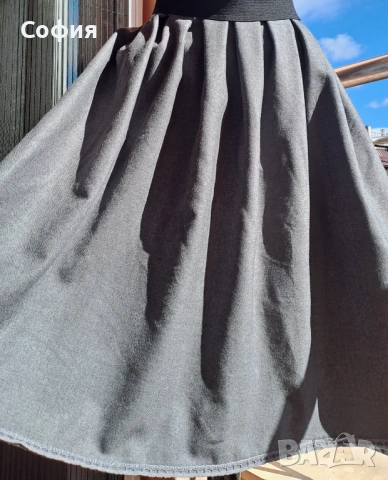 Сива,вълнена пола,р-р М/Л и ХЛ