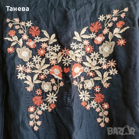 Дамско яке с Бродирана Пеперуда на гърба, снимка 3 - Якета - 51804973