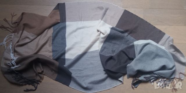 Бежов вълнен шал H&M, снимка 4 - Шалове - 45484448