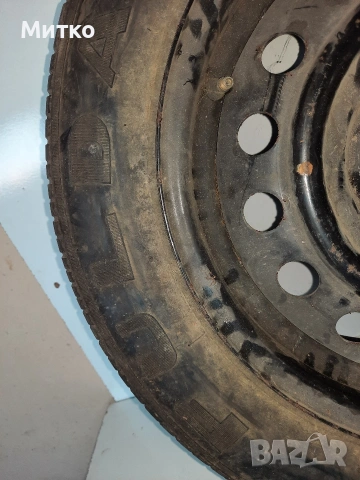 Желязна джанта с гума 15 ка за Тойота Ярис или Корола с 4 дупки, снимка 6 - Гуми и джанти - 53738925