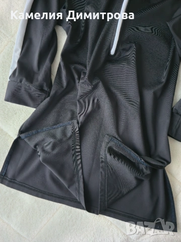 Спортна дамска туника с качулка – черна с бял цип, снимка 3 - Туники - 53285879
