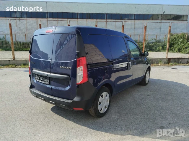 Топ Състояние Dacia Dokker 2018 1.6 SCe 93689 км, снимка 6 - Автомобили и джипове - 50733063