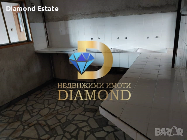 Двуетажна къща в село Дълбок извор, общ. Първомай, снимка 9 - Къщи - 47713160