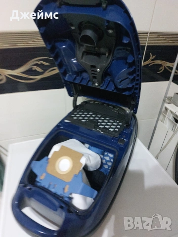 Прахосмукачка Miele Complete C3 Select Powerline 2200W , снимка 12 - Прахосмукачки - 53054670