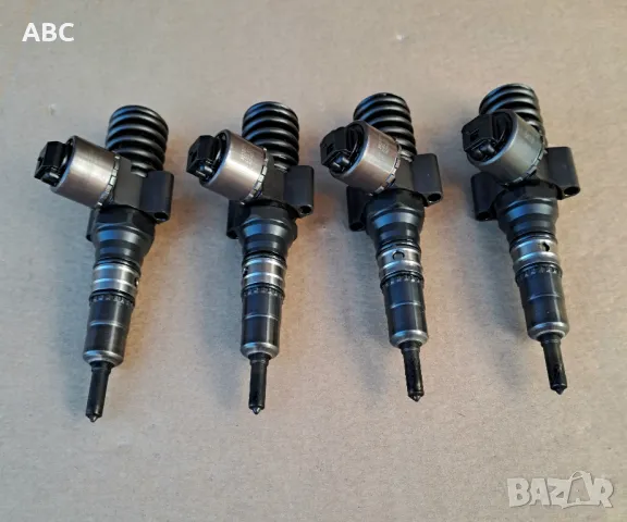 Помпа Дюза BOSCH  Vw, Audi , снимка 3 - Части - 49414197