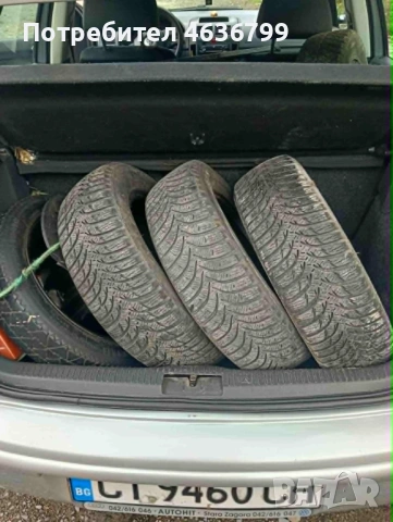 Продавам VW Polo 1. 4 бензин/газ 2004г. плюс 8 зимни и летни гуми и 4 джанти. Цена 1500евро., снимка 4 - Автомобили и джипове - 54267973