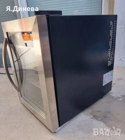 Хладилна витрина за вино Klarstein 31L, снимка 4 - Витрини - 52250920