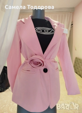 Уникално сако с коланче 