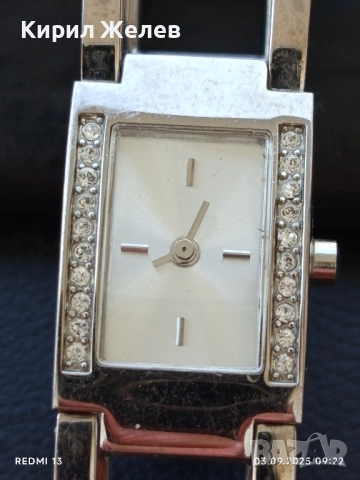 Красив дамски часовник AVON перфектен стилен дизайн 41236