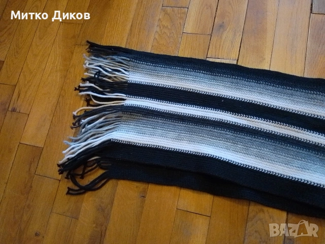 Шал УУЛМАРК 100% вълна и друг ч.бял, снимка 16 - Шалове - 27214021