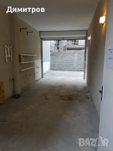 Гараж под наем, център, до Била Колхозен пазар, снимка 4 - Гаражи и паркоместа - 53835818