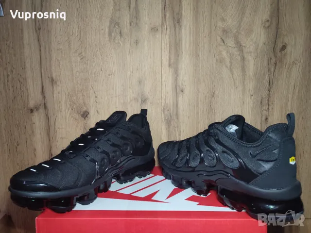 Nike VaporMax Plus 42 45, снимка 3 - Спортни обувки - 47678080