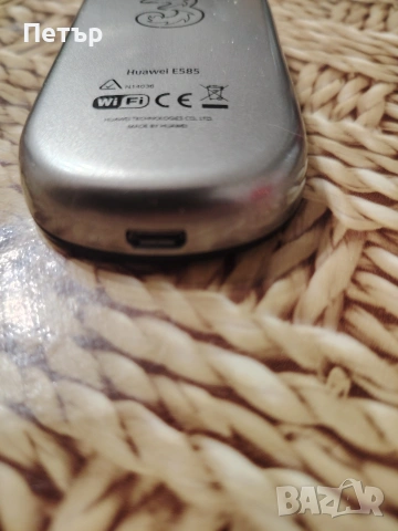 3G мобилен рутер Huawei ( бисквитка) , снимка 2 - Рутери - 53433576